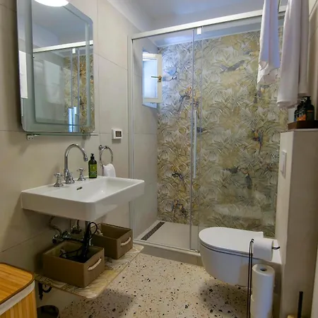 Villa Arba - Authentic Mediterranean With Jacuzzi Rab Town